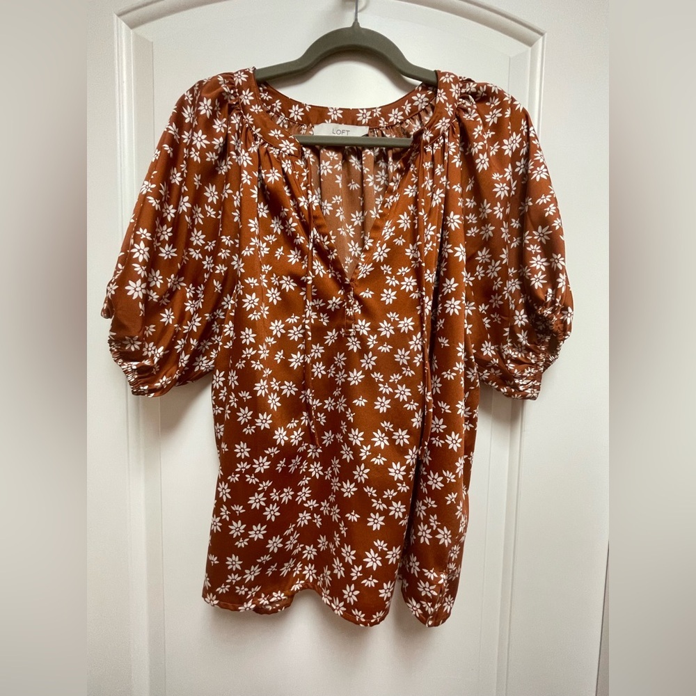 LOFT Women's Brown Rust Floral Blouse - Picture 2 of 7